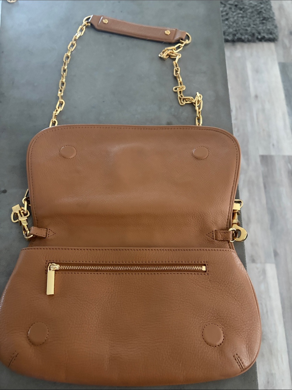 Tory Burch Tan Leather Chain Crossbody with Gold Hardware - Picture 3 of 7